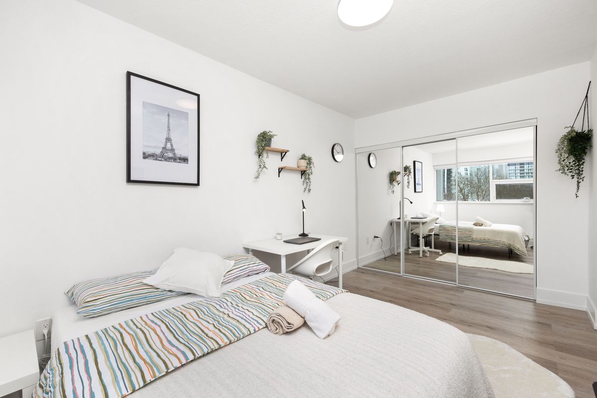 Deluxe Room at The Maddox