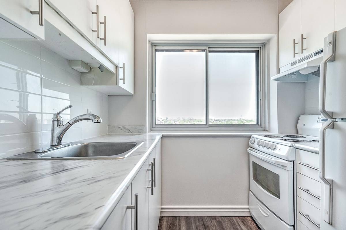 Deluxe + Balcony - 5