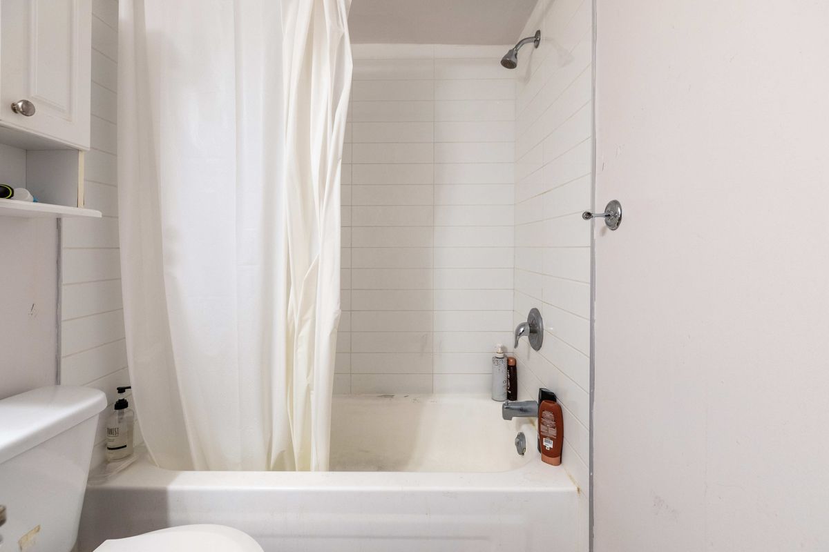 Deluxe + Balcony - 9