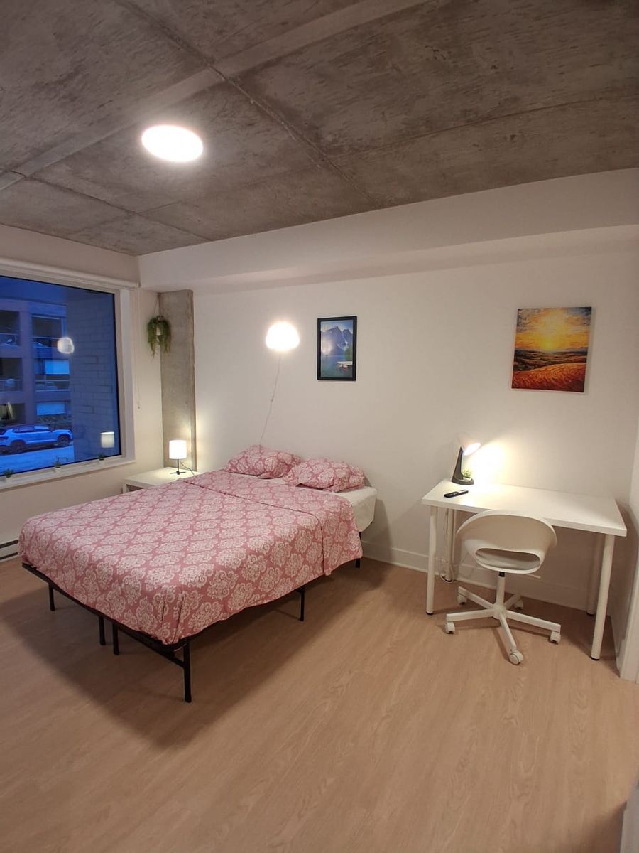 Master + Ensuite Bath - 1